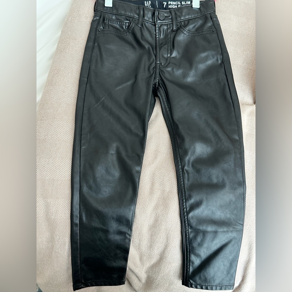 Gap kids faux black leather pants. Size 7.